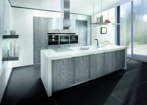 Moderne Küche Bergamo von Oster Moderne Küche Bergamo in Ausführung Platin von Oster