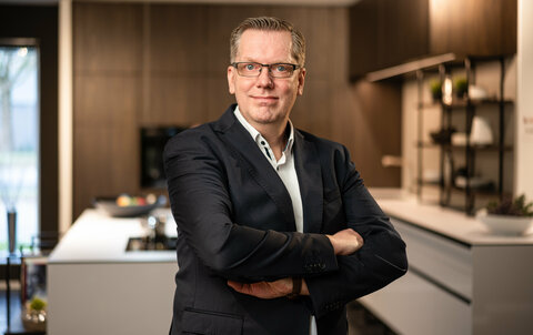 Markus Ripperda, Verkauf Ardland Küchenstudio