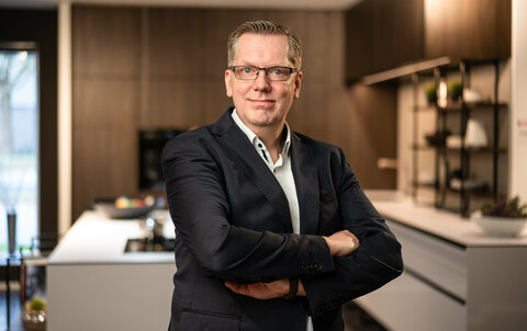 Markus Ripperda, Verkauf Ardland Küchenstudio